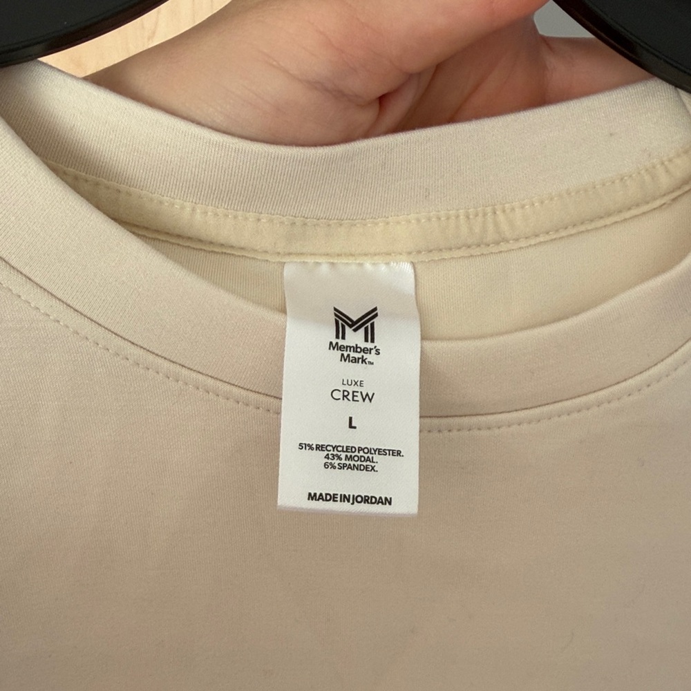 Stylish Cream Jogger Set for Women - Picture 6 of 7